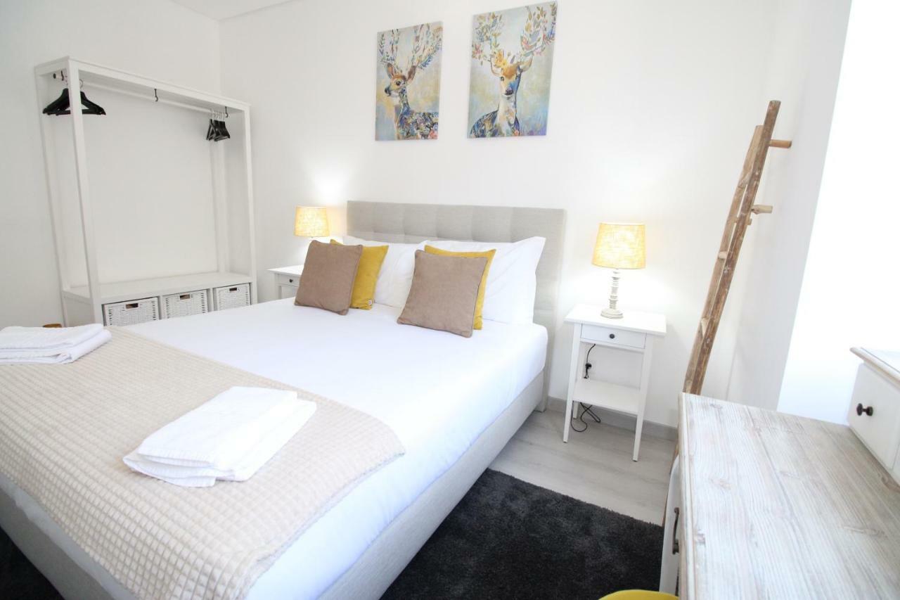 Apartamento Moderno Nas Olaias A 5 Minutos Da Faculdade Isel E Ist Lisbon Bagian luar foto
