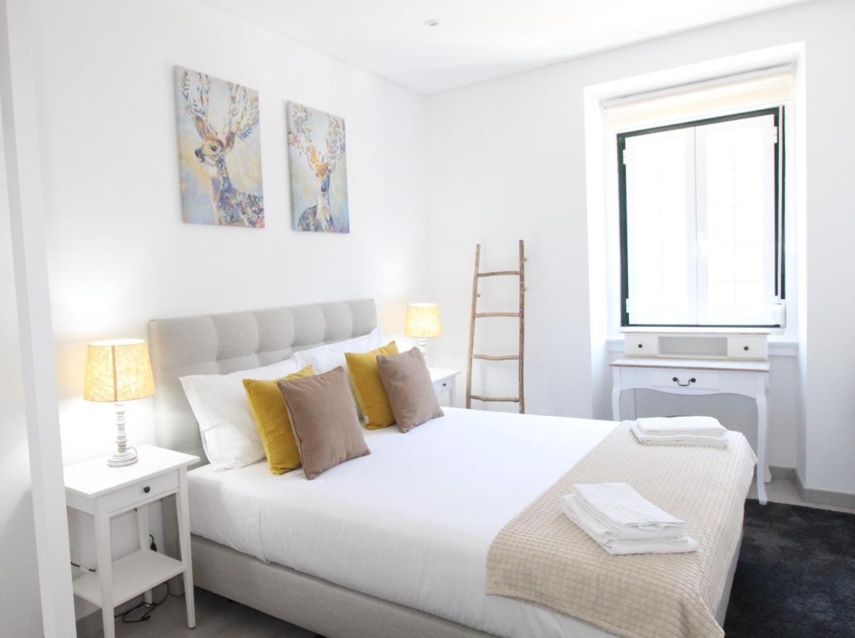 Apartamento Moderno Nas Olaias A 5 Minutos Da Faculdade Isel E Ist Lisbon Bagian luar foto