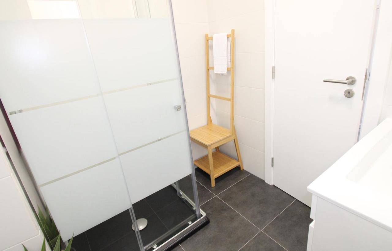 Apartamento Moderno Nas Olaias A 5 Minutos Da Faculdade Isel E Ist Lisbon Bagian luar foto