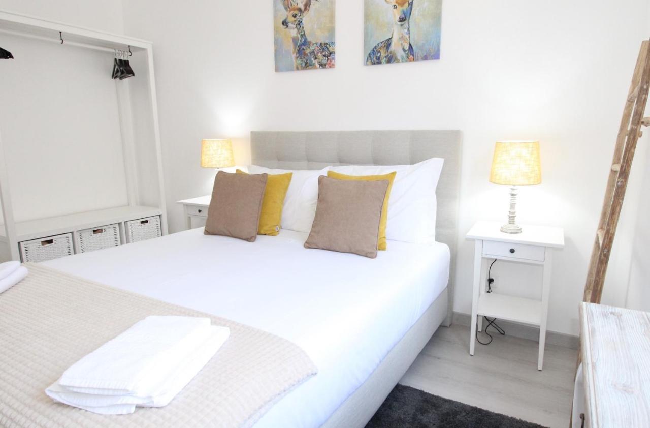Apartamento Moderno Nas Olaias A 5 Minutos Da Faculdade Isel E Ist Lisbon Bagian luar foto